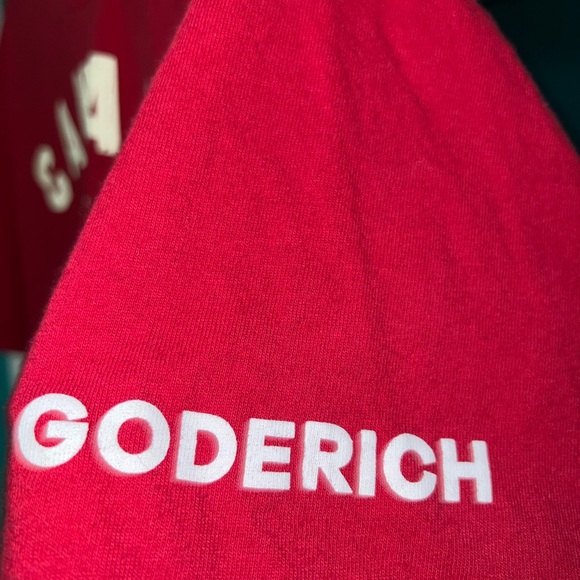 Red Canada Original T-Shirt - Picture 3 of 4